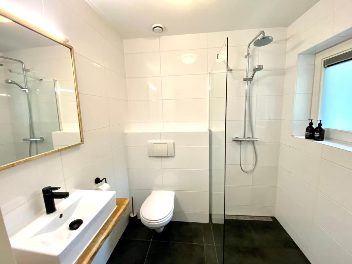 The Island Life Texel Met Jacuzzi Villa De Koog  Exterior photo
