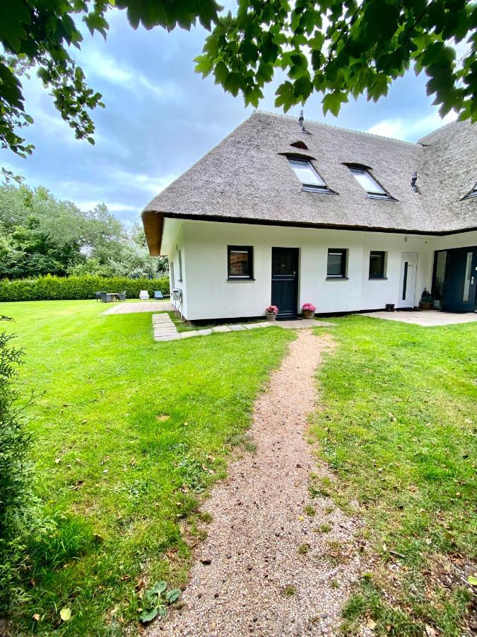 The Island Life Texel Met Jacuzzi Villa De Koog  Exterior photo