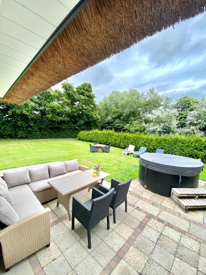 The Island Life Texel Met Jacuzzi Villa De Koog  Exterior photo