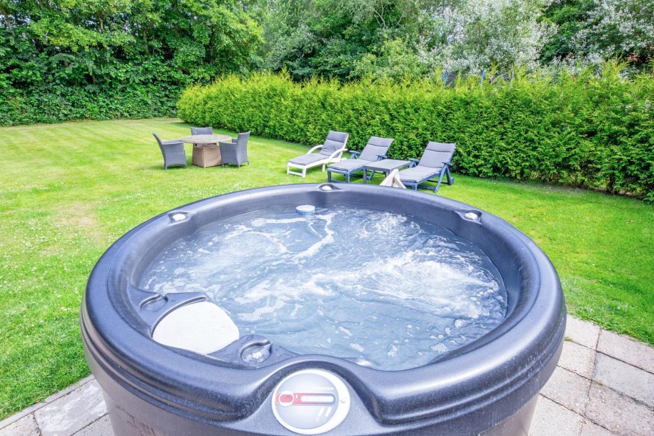 The Island Life Texel Met Jacuzzi Villa De Koog  Exterior photo